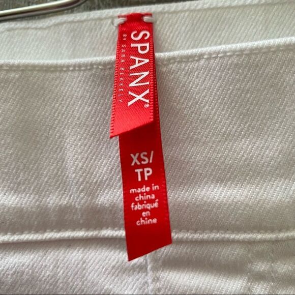 NWT-SPANX White Cropped Flare Raw Hem Jeans (Size:XS) - Picture 13 of 14